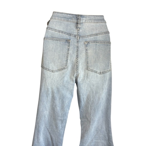 Free People We The Free IRREPLACEABLE Kent Blue Flare Raw Hem Button Fly Jeans - Picture 5 of 10